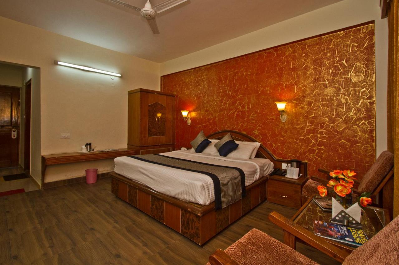 Hotel Park Residency Manāli Exteriör bild